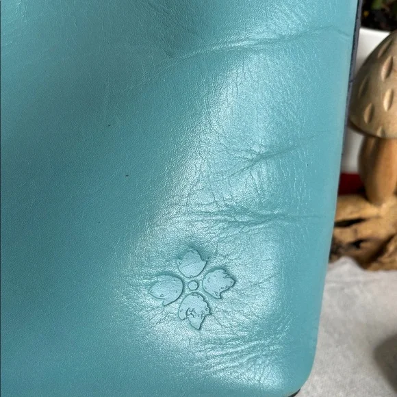 Patricia Nash Teal Tooled Embossed Shoulder Bag - Picture 8 of 11